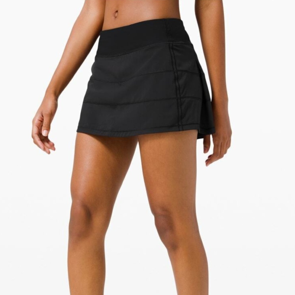 Black lulu skirt